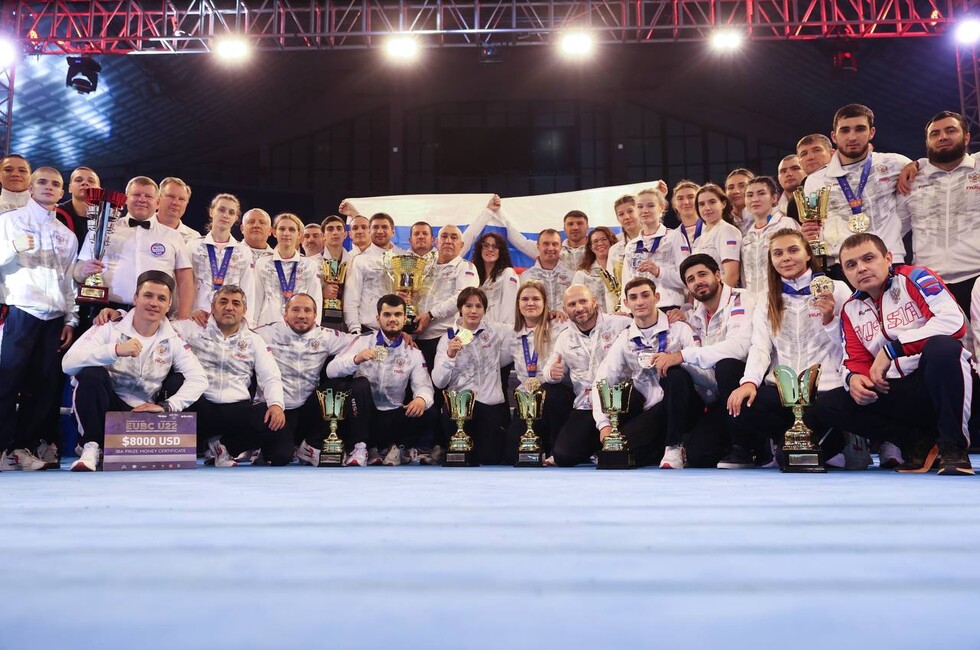 Уроженка Дебальцево взяла серебро чемпионата Европы по боксу в Черногории