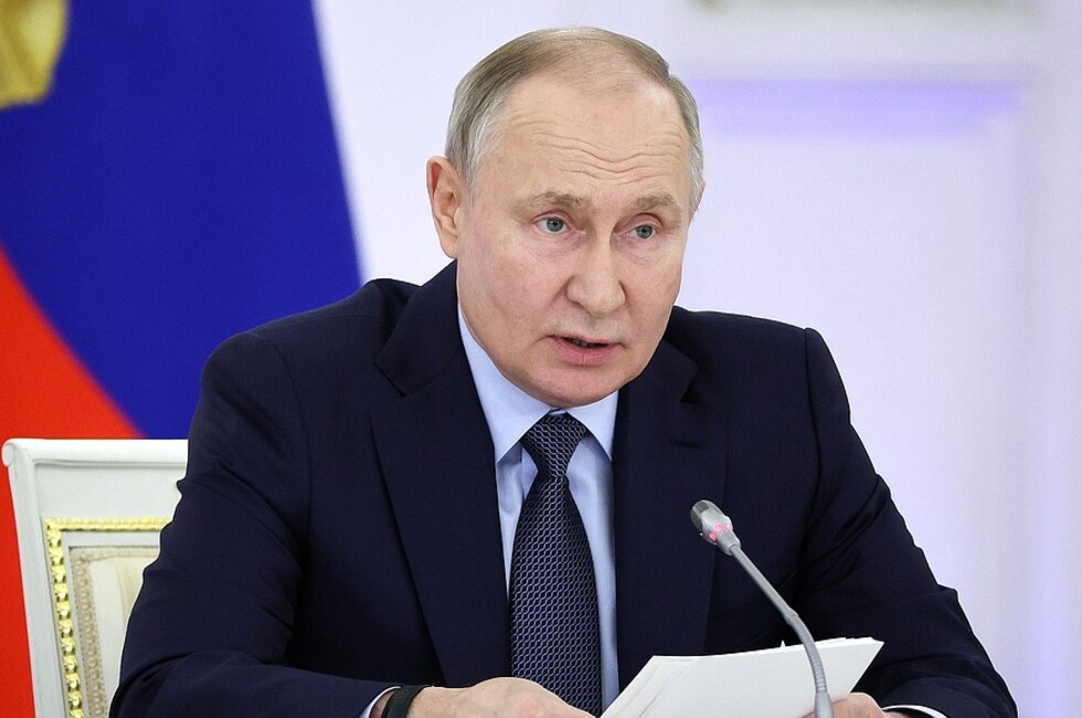Путин поручил проводить в РФ конкурсы «Быть, а не казаться!» и «Наставник года»