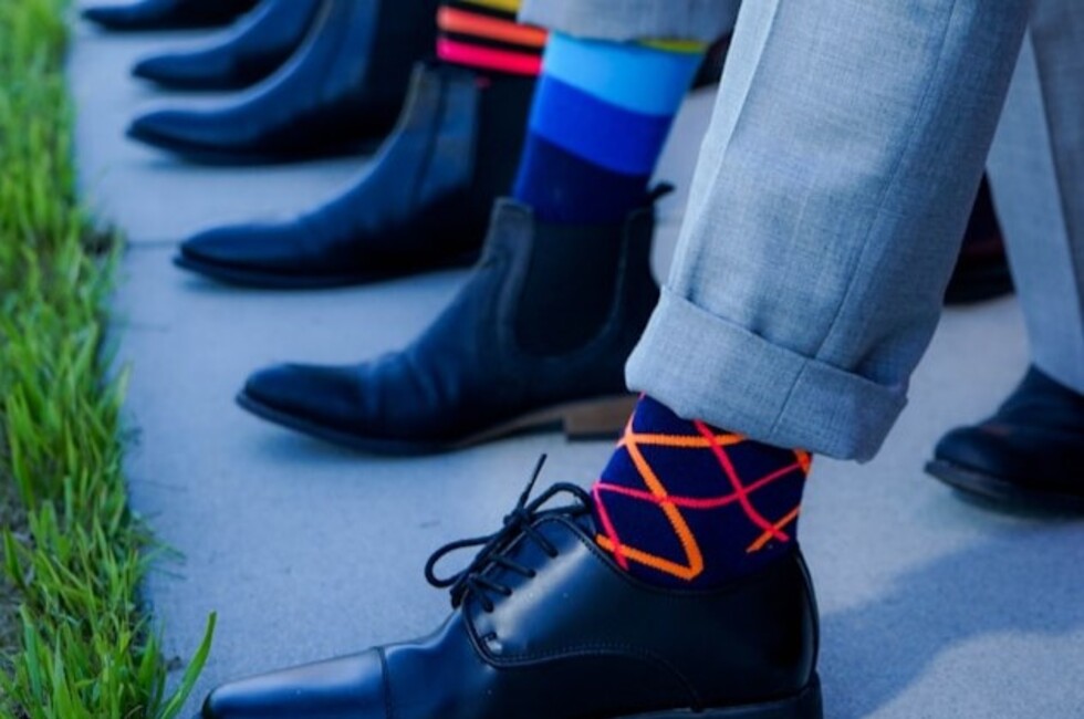 Какие носки станут беспроигрышным подарком к 23 февраля, советы дизайнера