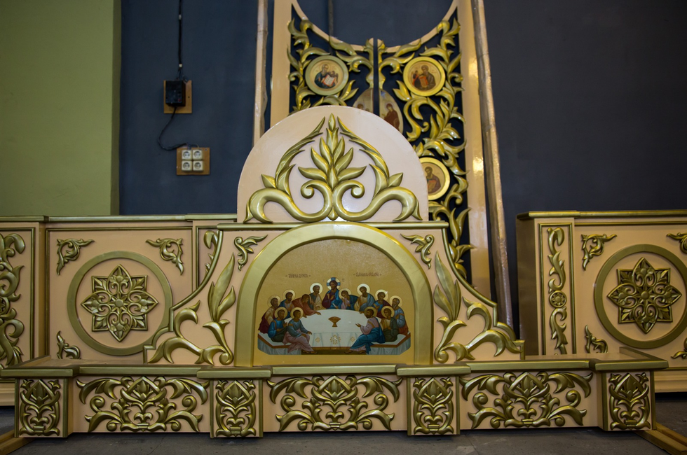 Вид иконостаса до установки