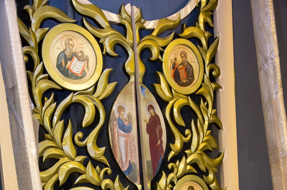 Вид иконостаса до установки