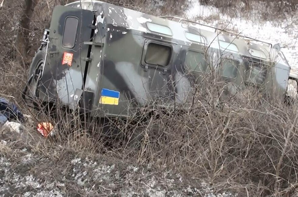 Разгром всу. БТР-80 ВСУ Дебальцево. Разбитая техника ВСУ Иловайск. Неисправная техника ВСУ.