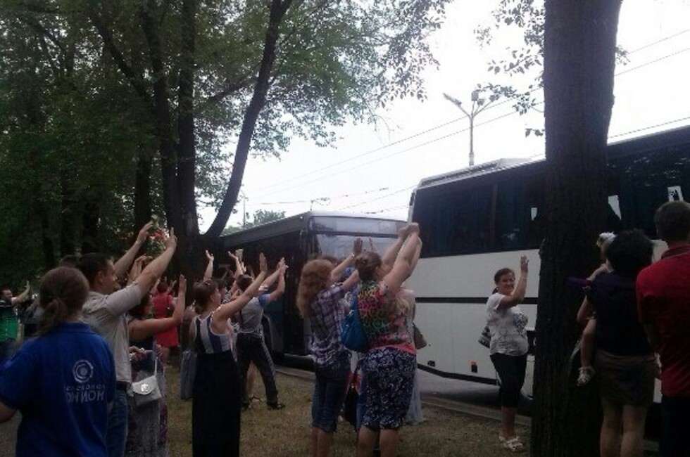 Оправление первой партии детей в Крым, 17.06.2015