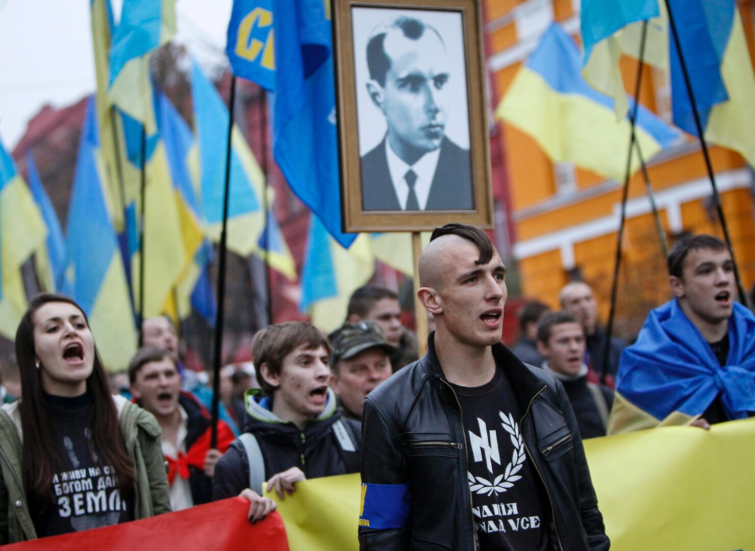 Идеология фашизма стала основой украинской государственности, для Донецка  это недопустимо – мнение - Украина - ДАН