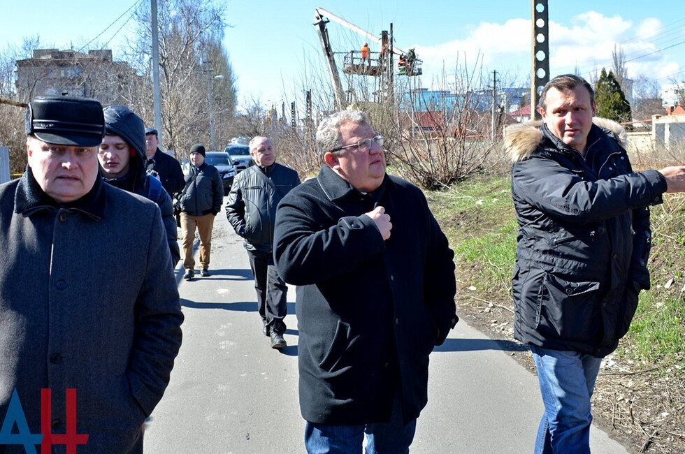 мэр Донецка И. Мартынов и директор КП «Донэлектроавтотранс» А. Кулемзин