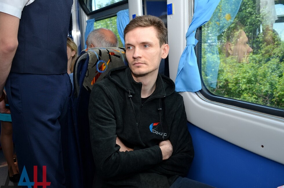 министр связи ДНР Виктор Яценко