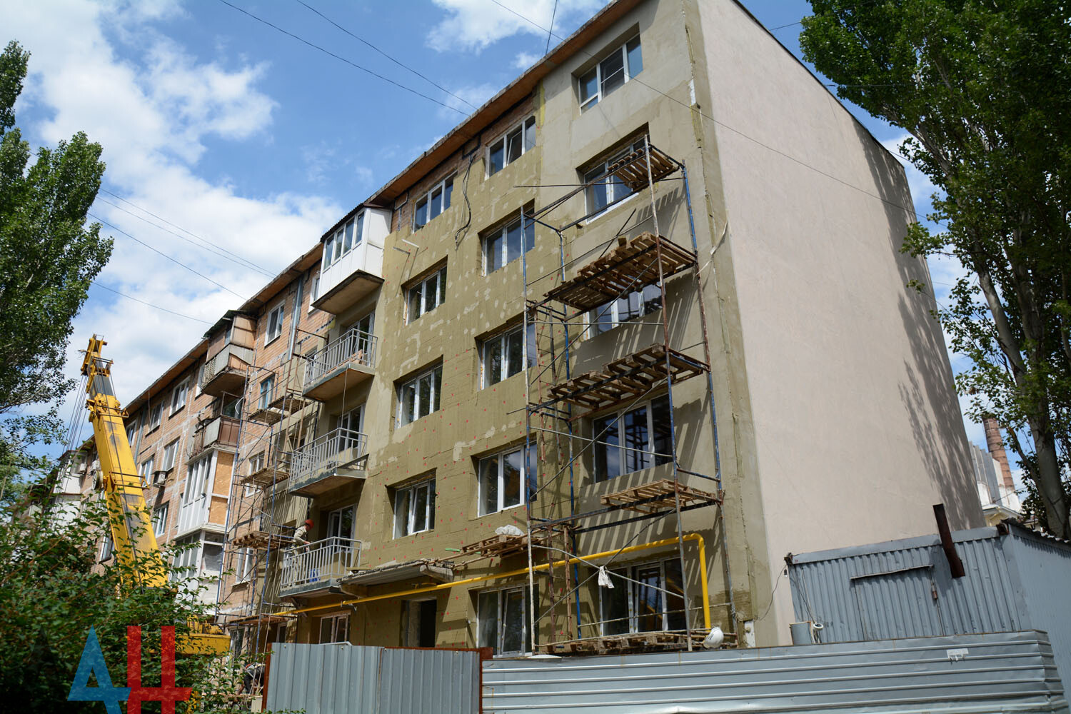 Восстановление домов в Донецке