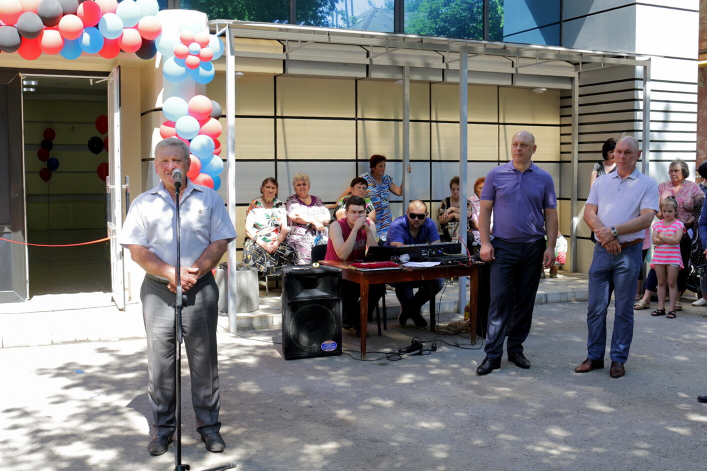 В поселке под Старобешево впервые за более чем 20 лет открыли автостанцию –  Минстранс ДНР - Общество - ДАН