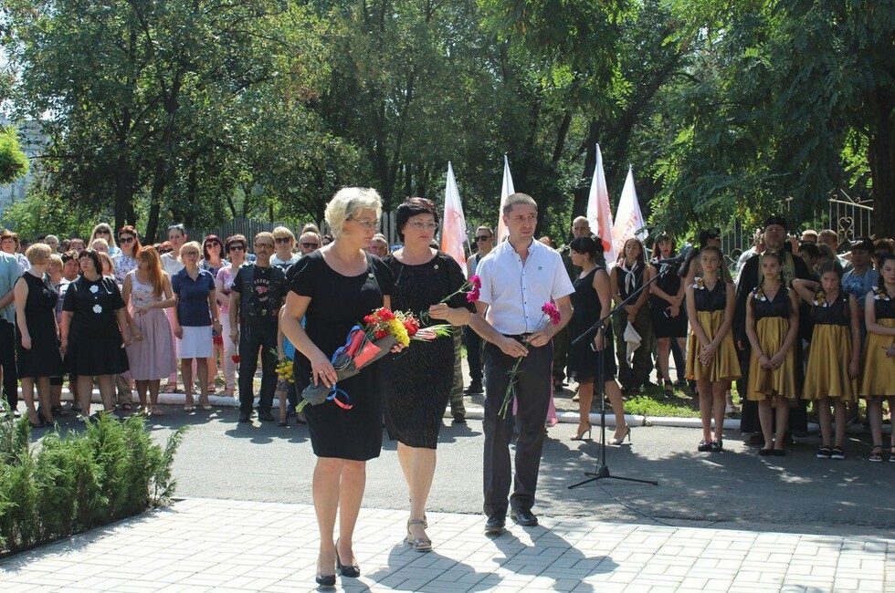 Шахтерск донецкой народной республики. Шахтерск ДНР. Город Шахтерск Донецкой области. Администрация Шахтерска. Мэр города Шахтерска Донецкой области.