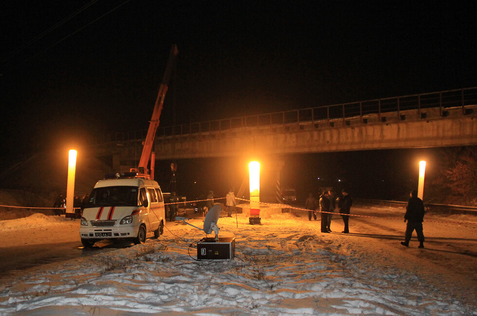 Фото: Пресс-служба МЧС ДНР, место подрыва моста, Донецк, январь 2019 года, архив