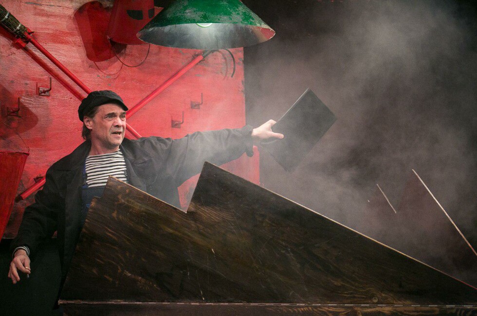 Фото: Донецкая муздрама