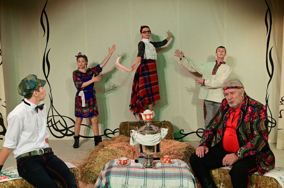 Фрагмент из постановки "Барышня-крестьянка"