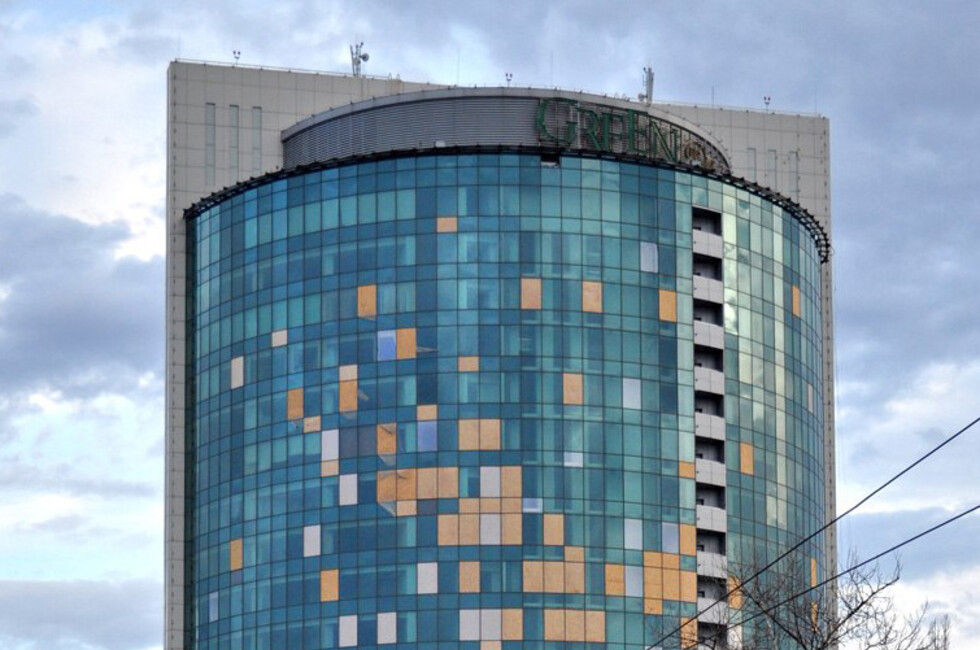 Улица Постышева, вид на ТОЦ «Green Plaza» 2015 год.