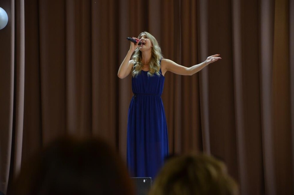 Фото: Донецкая муздрама