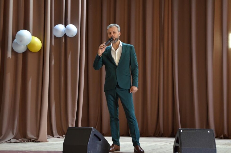 Фото: Донецкая муздрама