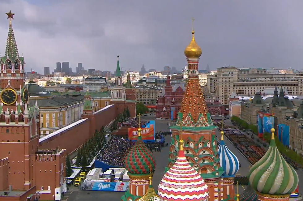 Скриншот трансляции Парада Победы