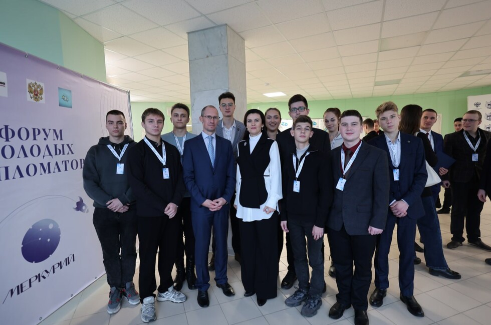 Фото: руководитель Представительства МИД РФ в Донецке Наталья Михайлова