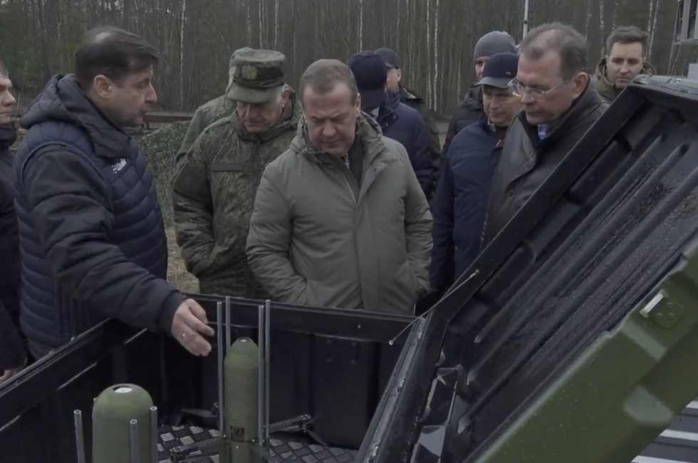 Скриншот видео страницы Дмитрия Медведева в ВКонтакте