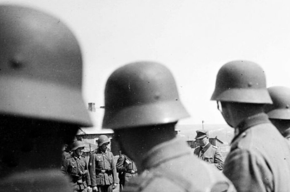 Командующий 49-м горным корпусом вермахта генерал Рудольф Конрад в Сталино (Донецк). Фото: Waralbum.ru/Общественное достояние