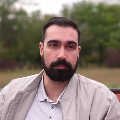 врач-психиатр Республиканского центра аффективной патологии, суицидологии и психосоматики Рустам Зейналов
